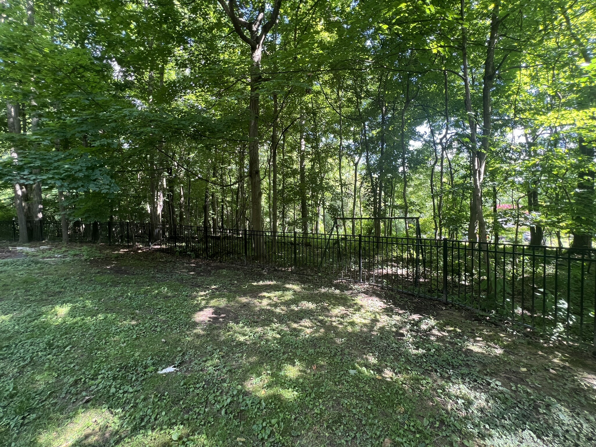 Building Photo - 1075 Woodland Ave