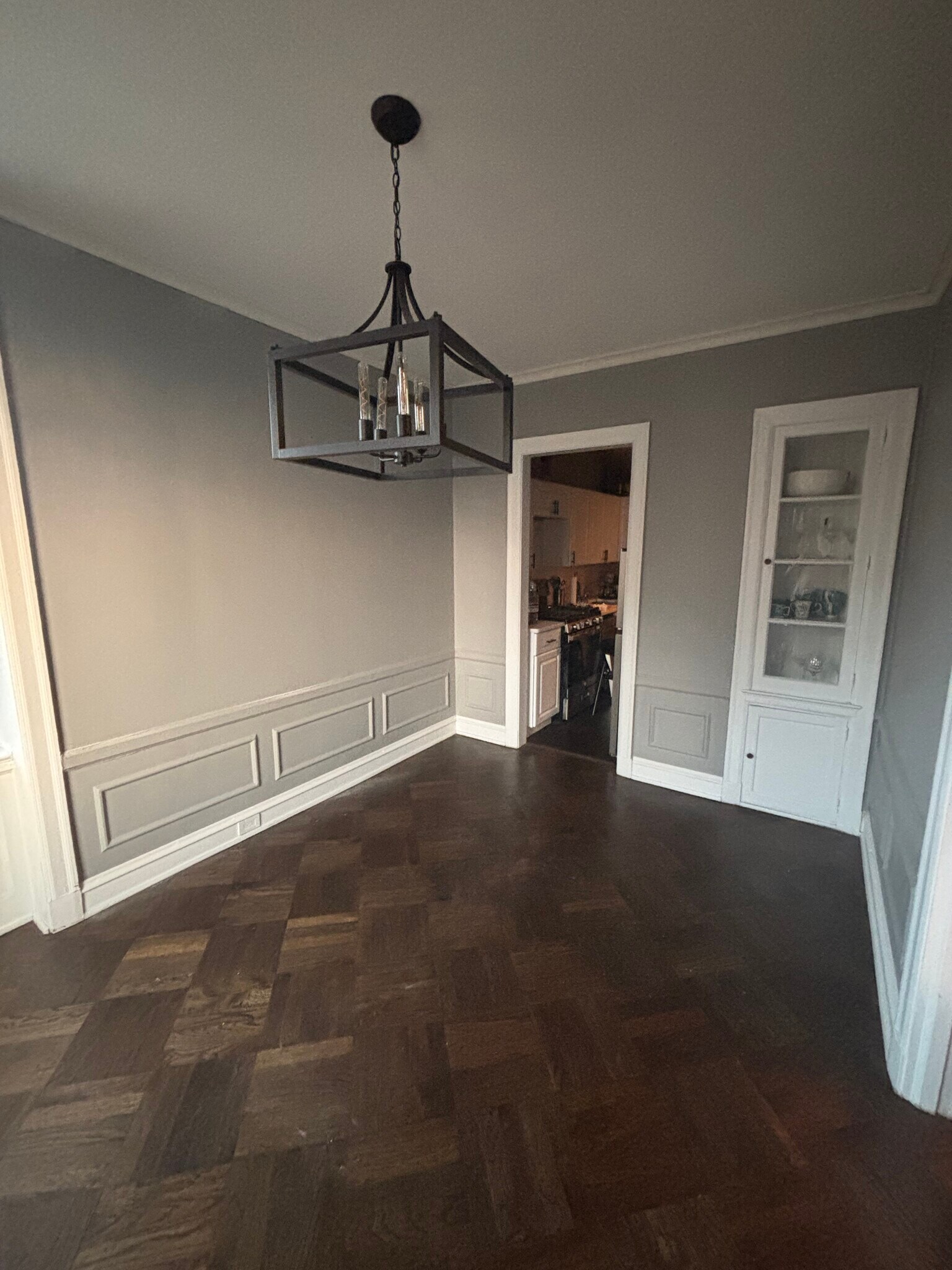 Dining Room - 2000 N Lincoln Park W