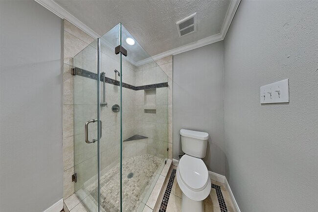 Building Photo - 17326 Masonridge Dr