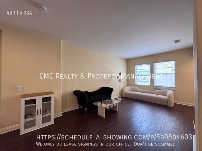 Building Photo - 2541 Hillcrest St
