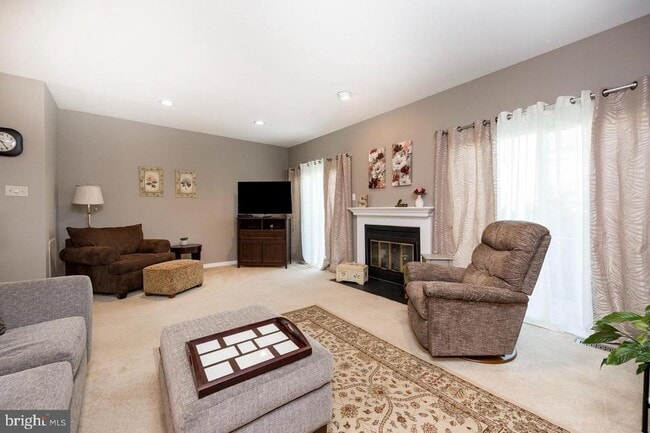 Building Photo - 801 Winchester Ct