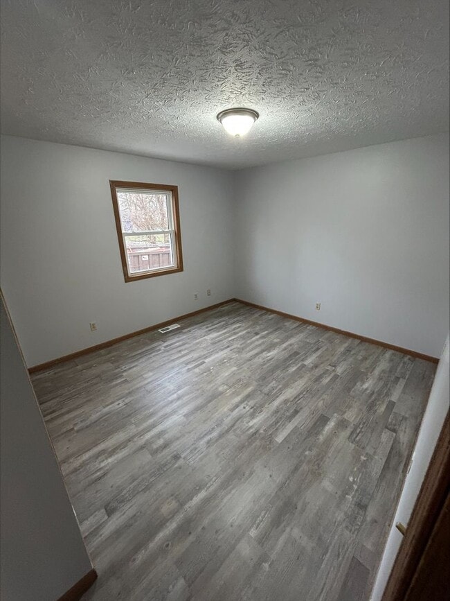 Building Photo - 511 A/B Tuttle Avenue