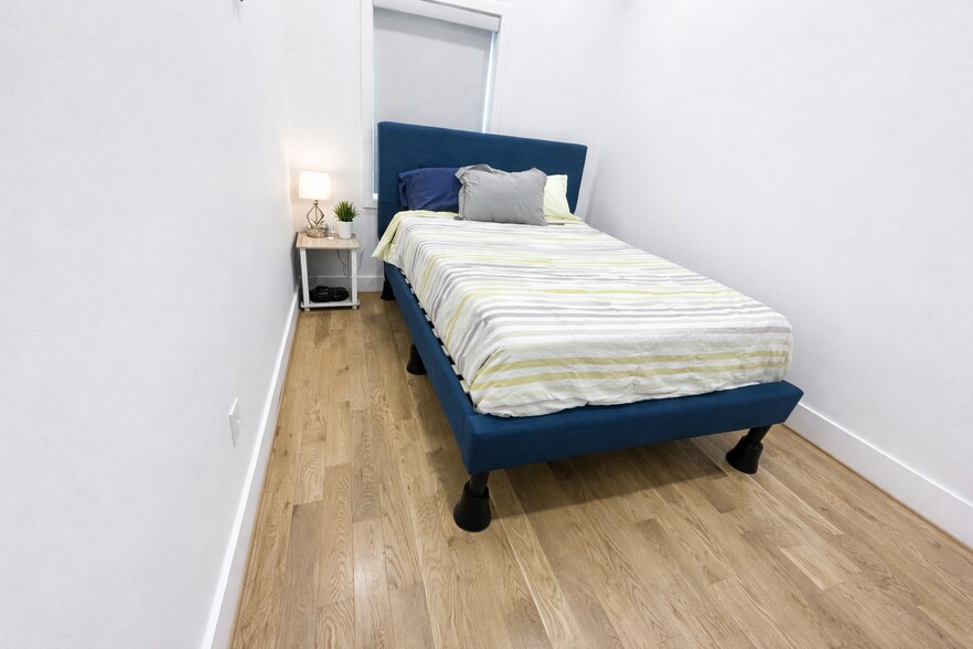 Bedroom #2 - 1427 Parkwood Pl NW