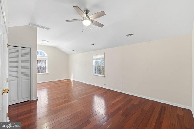 Building Photo - 5205 Brookeway Dr