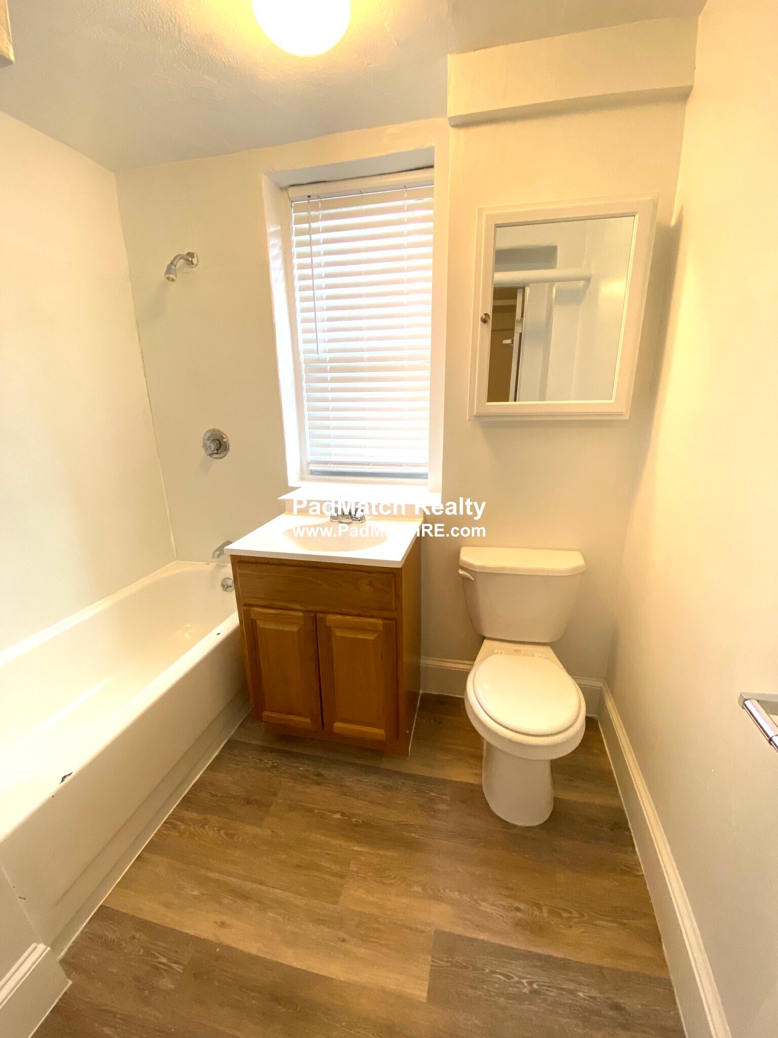 Building Photo - 7 Mount Hood Rd