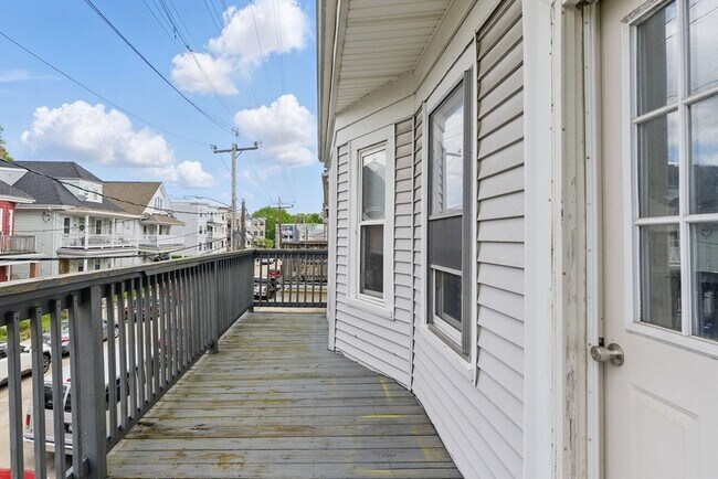Building Photo - 19 Semont Rd