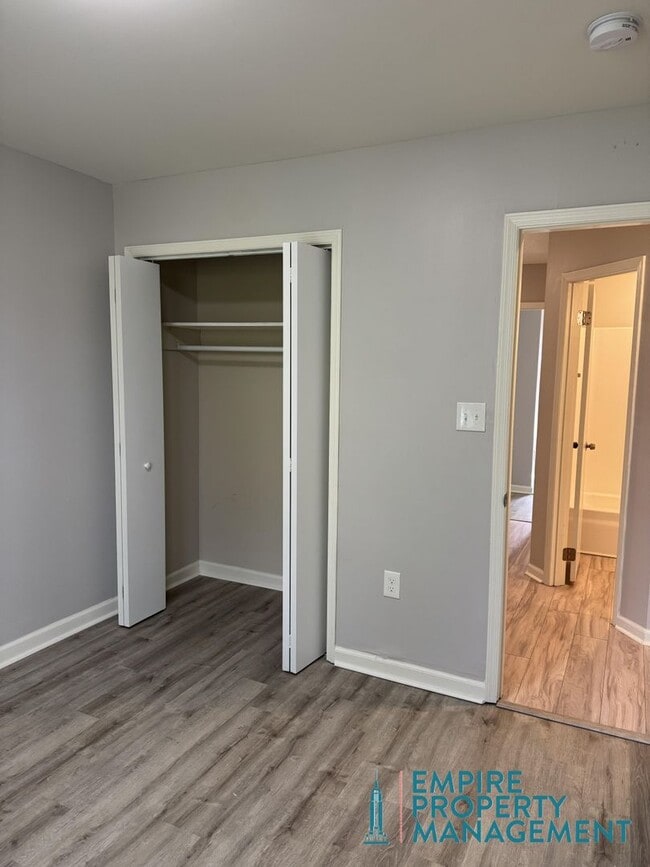 Building Photo - 9006 Mahogany Row SE