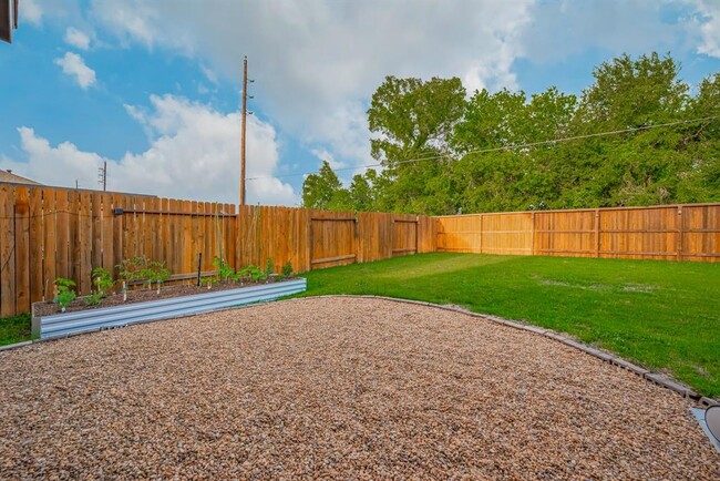 Building Photo - 3114 Calla Lily Trl