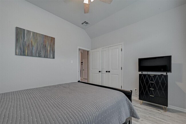 Building Photo - 15315 Bellfield Grv Dr