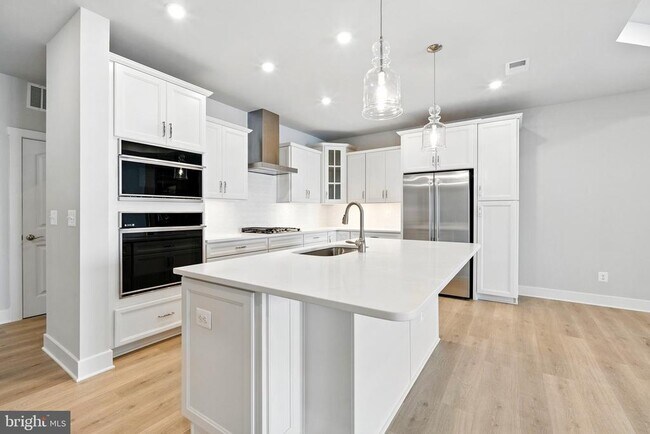 Building Photo - 218 Switchgrass Wy