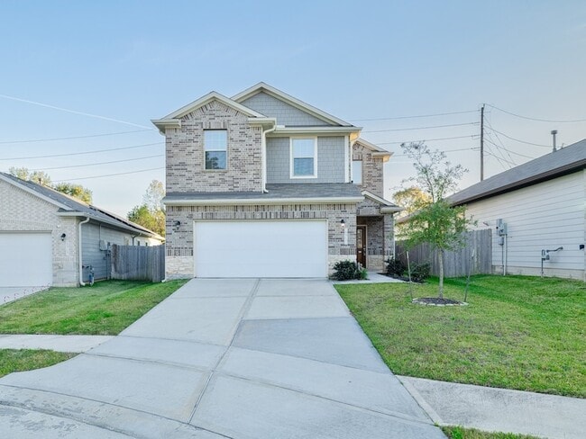 Building Photo - 10711 Catclaw Ct