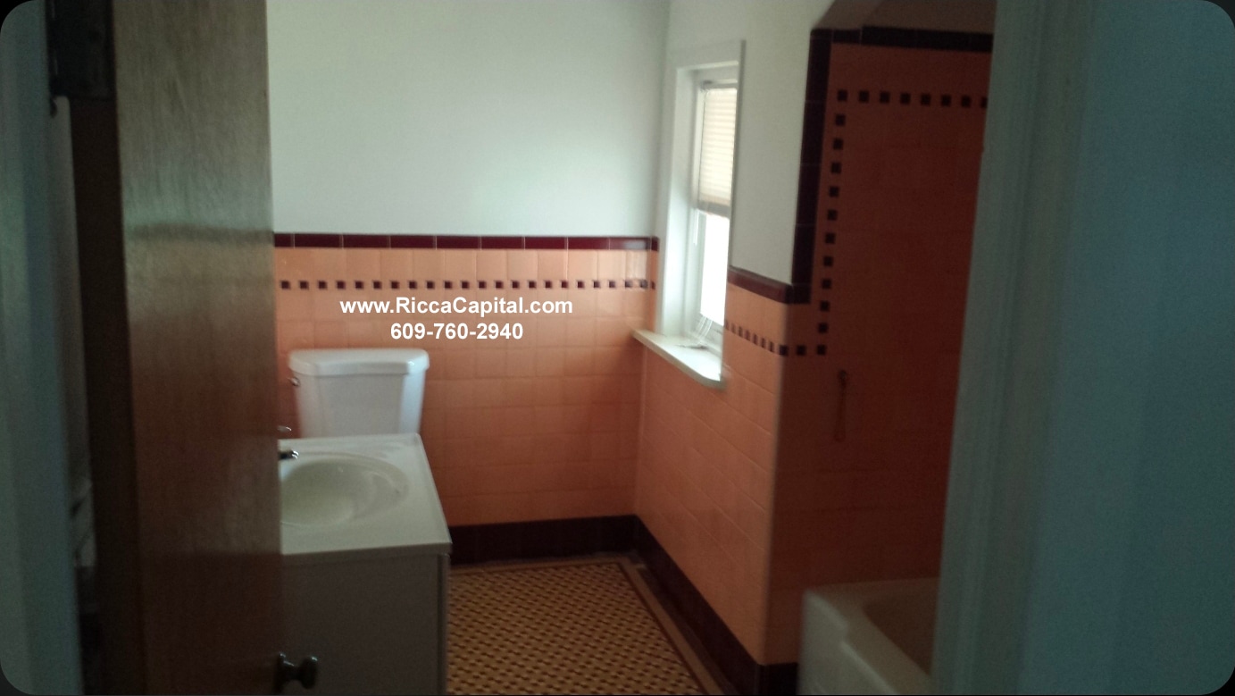 Building Photo - 685 Egg Harbor Rd