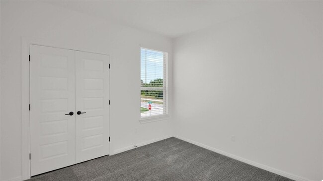 Building Photo - 2725 Woodall Dr