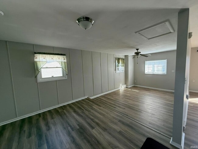 Building Photo - 4126 W Belle Ave