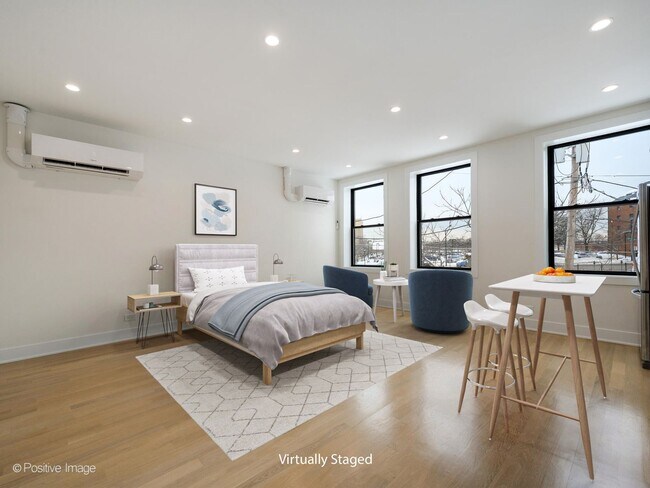 Building Photo - 133-143 Vine Ave