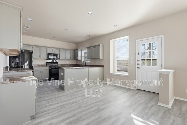 Building Photo - 116 Cirrus Cove