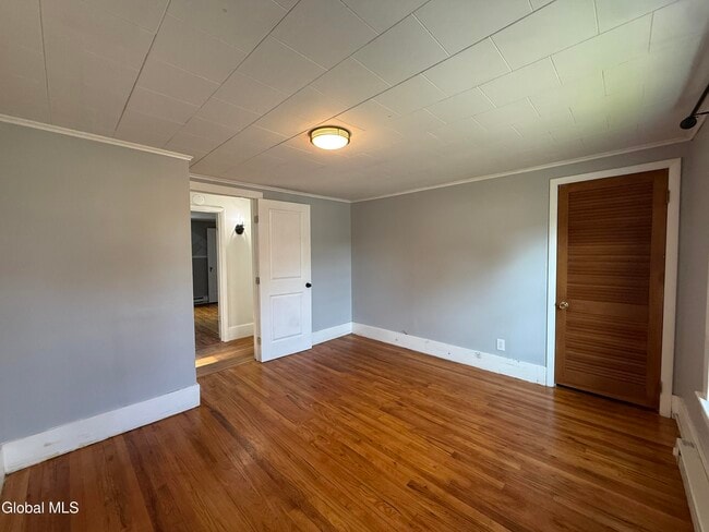 Building Photo - 49 Kunker Ave