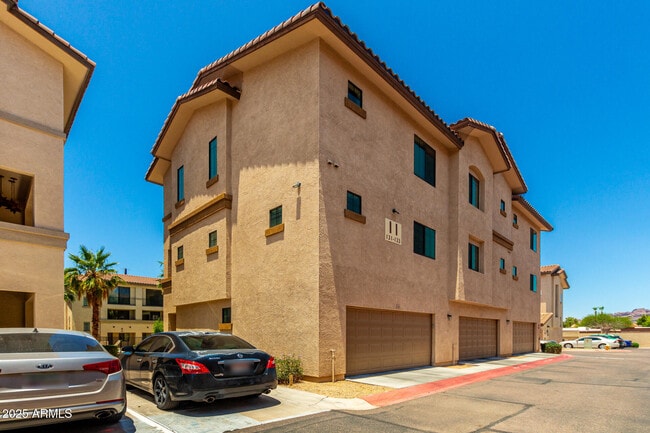 Building Photo - 2315 N 52nd St