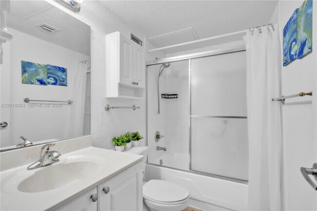 Building Photo - 2501 S Ocean Dr