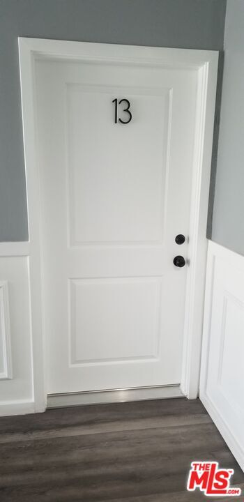 Building Photo - 5950 Carlton Way