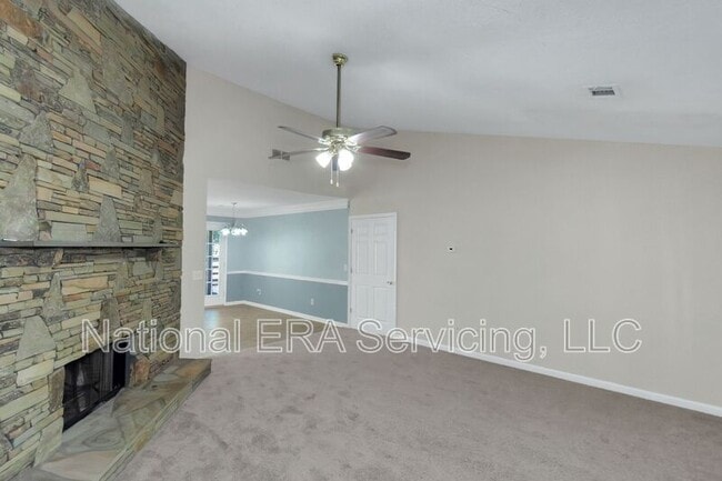 Building Photo - 30 Oaklake Ct