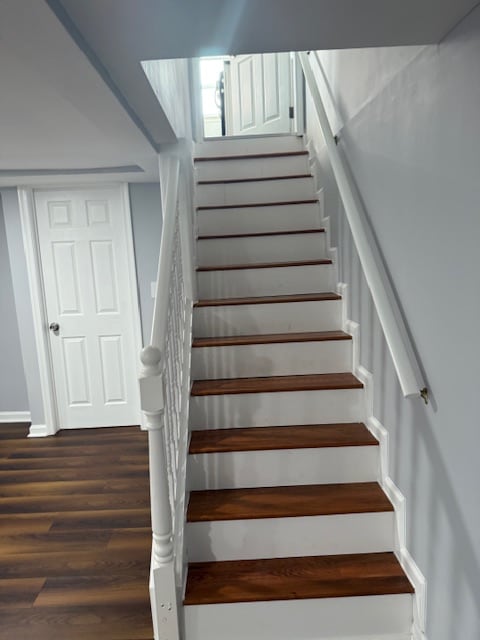Building Photo - 2211 Vailthorn Rd