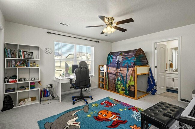 Building Photo - 14874 Chicago St