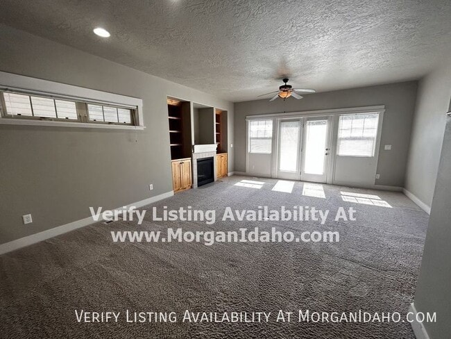 Building Photo - 10249 W Kingsbriar Dr