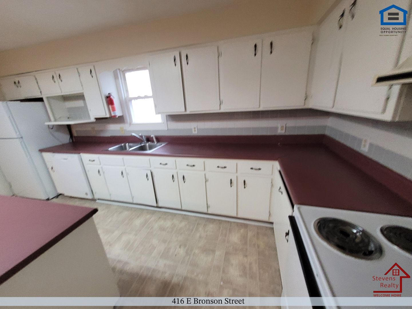 Building Photo - 416 E Bronson St