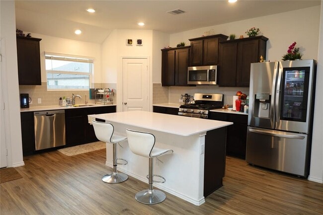 Building Photo - 202 Coventry Dr