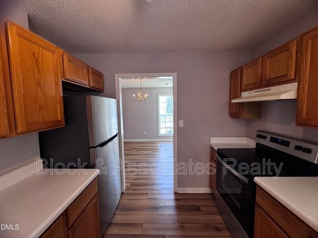 Building Photo - 3 S Indian Creek Pl