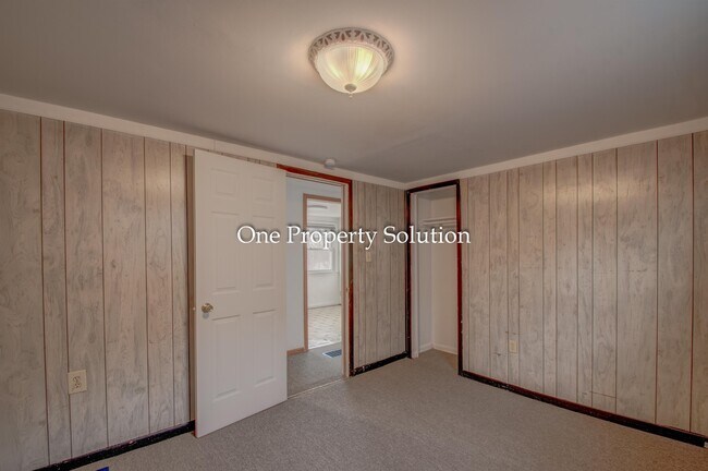 Building Photo - 2956 W 19th Pl