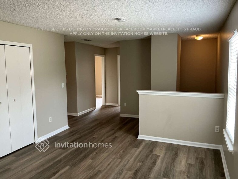 Building Photo - 13581 Ashford Wood Ct E
