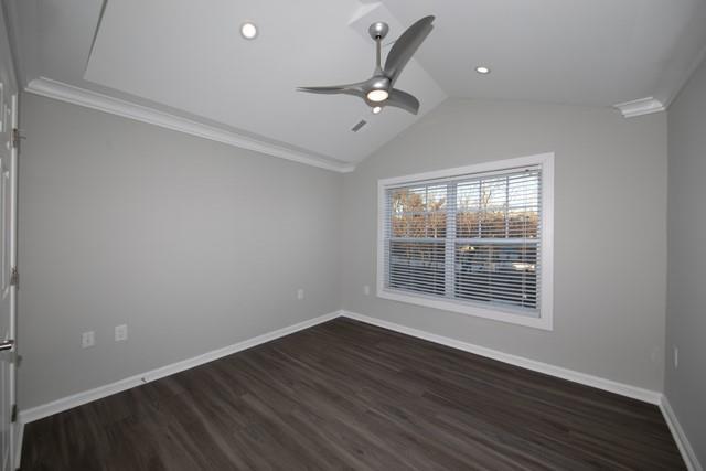 Building Photo - 125 Charles Pond Dr