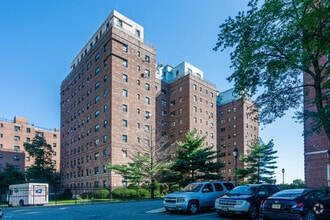 Building Photo - Robert Towers