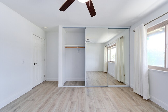 Building Photo - 28955 Oak Creek Ln