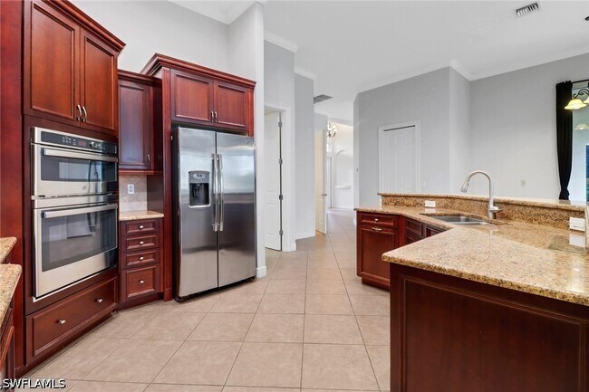 Building Photo - 11128 Sierra Palm Ct