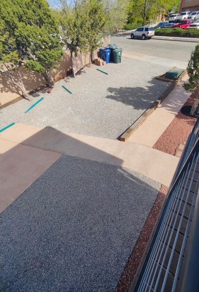 Building Photo - 1307 Rufina Ln