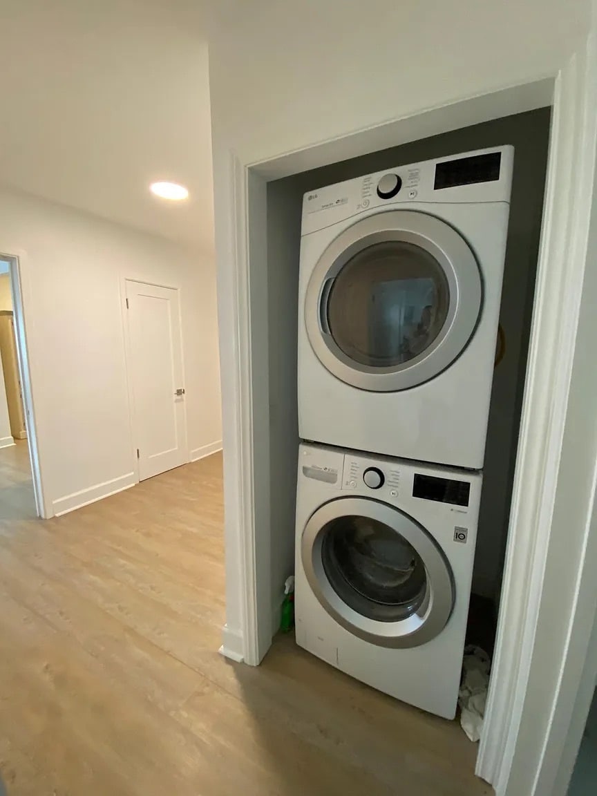 Building Photo - 1715 Glendon Ave