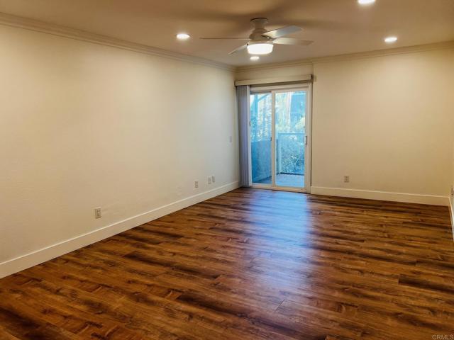 Building Photo - 4587 Cove Dr