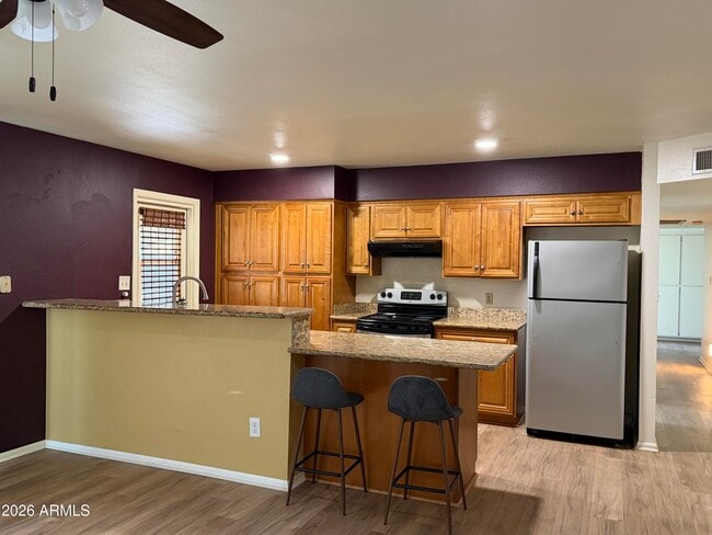 Building Photo - 3011 W Campo Bello Dr