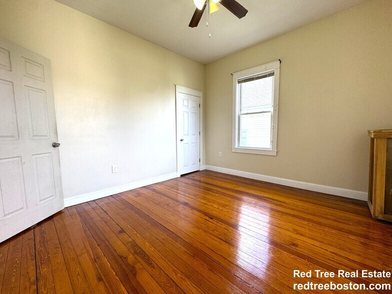 Building Photo - 24 Weld Hill St