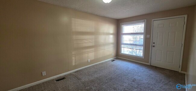 Building Photo - 2108 Hill St NW