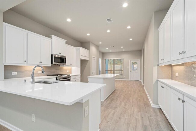 Building Photo - 119 Lukewood Cir