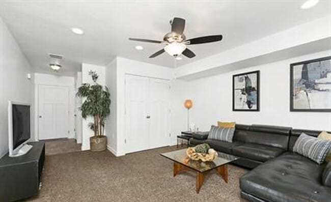 Building Photo - 4142 W Miner View Ln