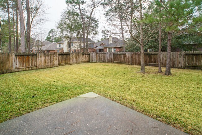 Building Photo - 27 Gilmore Grove Pl