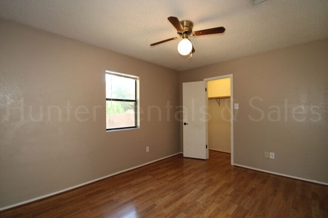 Building Photo - Spacious 4-Bedroom Home with Bonus Room, Large Yard & Solar Panels