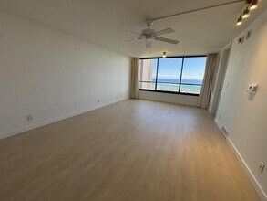 Building Photo - 1650 Ala Moana Blvd