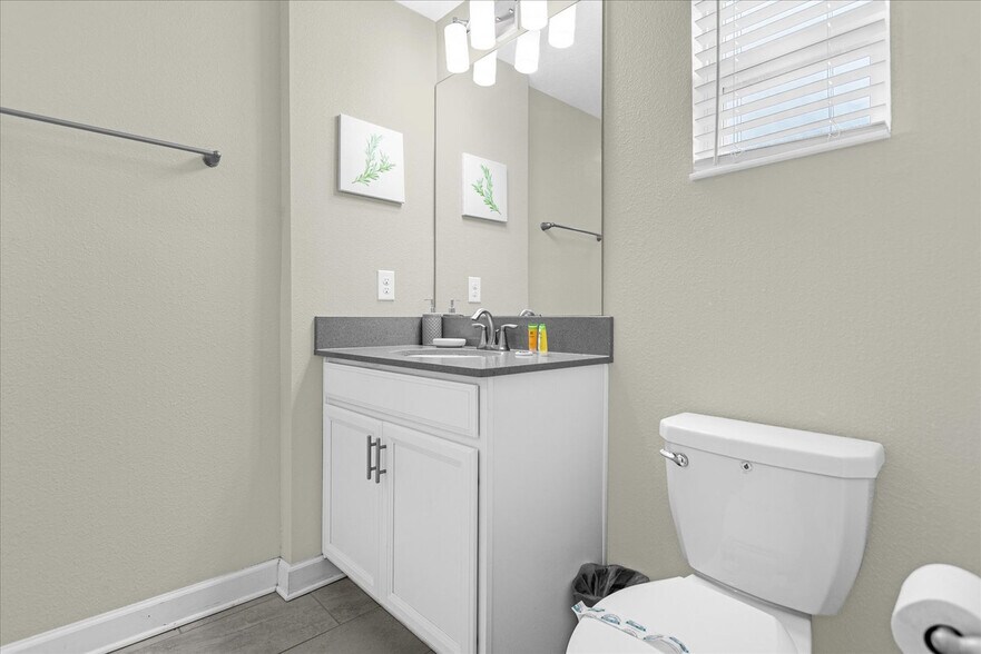 Building Photo - 770 Pebble Beach Dr