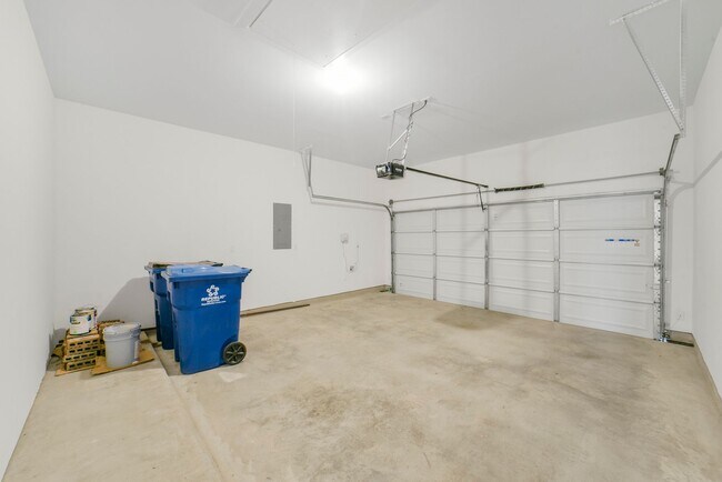 Building Photo - Offered by Precision Realty & Management, LLC!!